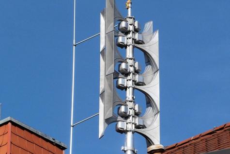 <p>Eine der 16 elektronischen Sirenen des Warnsystems rund um den Chemiestandort Böhlen.</p>