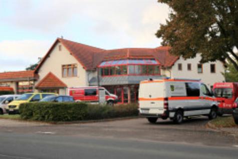 Ger&auml;tehaus der FF Zwenkau vor der operativen &Uuml;bung