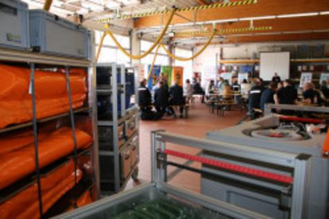 Ausr&uuml;stung &Ouml;lwehr und mobile Tankstelle